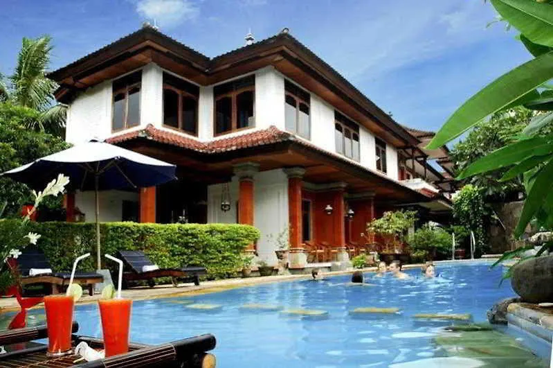 Yulia Village Inn Ubud Отель Убуд